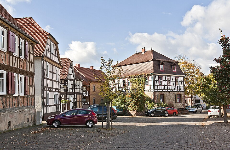 Wintergarten-Fachbetriebe in Rodenbach: Kirchstrasse – Foto: Rudolf Stricker Wintergarten-Fachbetriebe in Rodenbach: Kirchstrasse