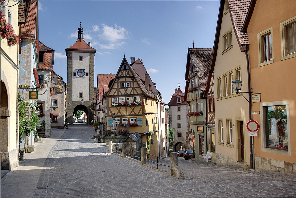 Wintergarten-Fachbetriebe in Rothenburg ob der Tauber: Stadtansicht – Foto: Berthold Werner Wintergarten-Fachbetriebe in Rothenburg ob der Tauber: Stadtansicht
