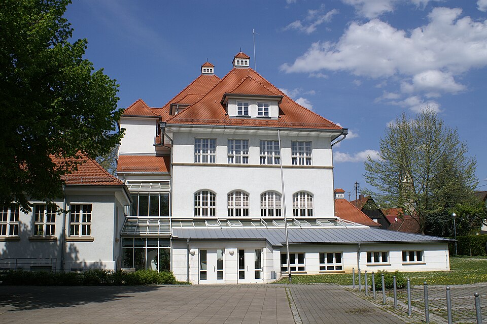 Wintergarten-Fachbetriebe in Salach: Rathaus – Foto: Dr. Eugen Lehle Wintergarten-Fachbetriebe in Salach: Rathaus