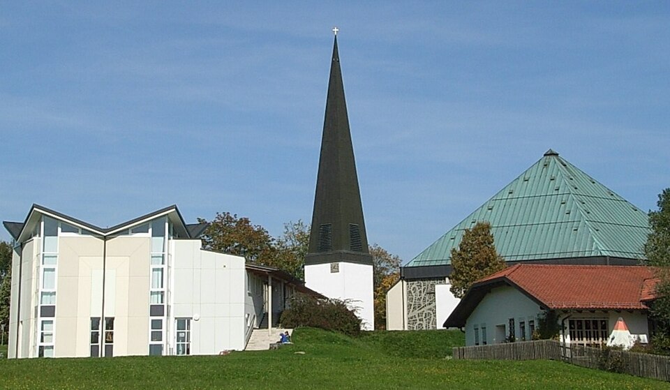 Wintergarten-Fachbetriebe in Salzweg: Pfarrkirche – Foto: Konrad Lackerbeck Wintergarten-Fachbetriebe in Salzweg: Pfarrkirche
