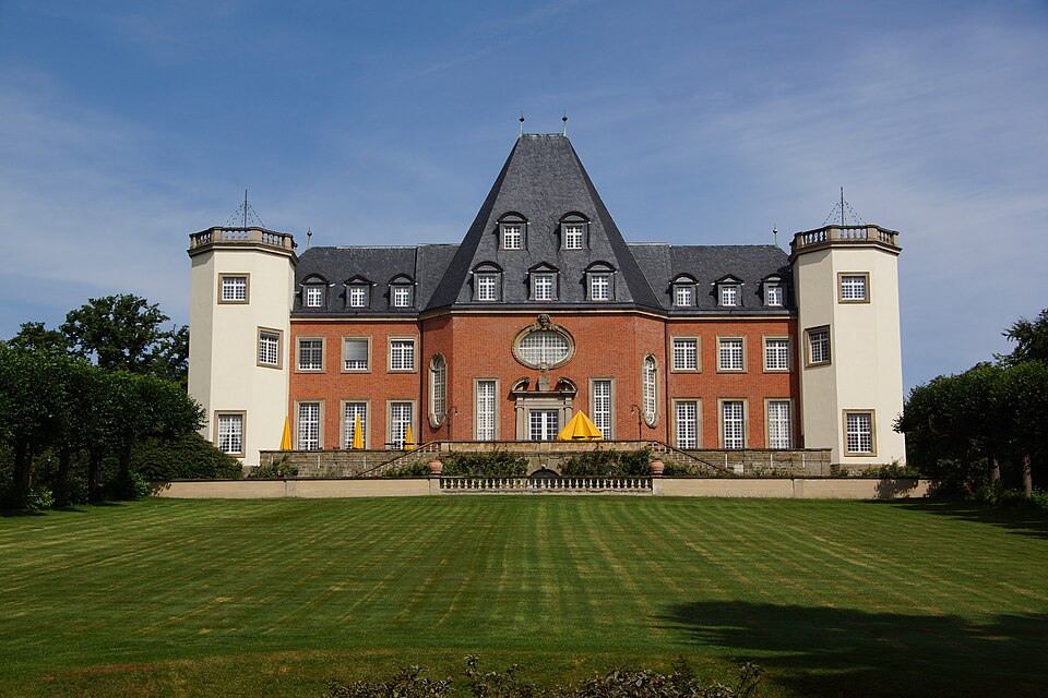 Wintergarten-Fachbetriebe in Sankt Augustin: Schloss – Foto: Tohma Wintergarten-Fachbetriebe in Sankt Augustin: Schloss