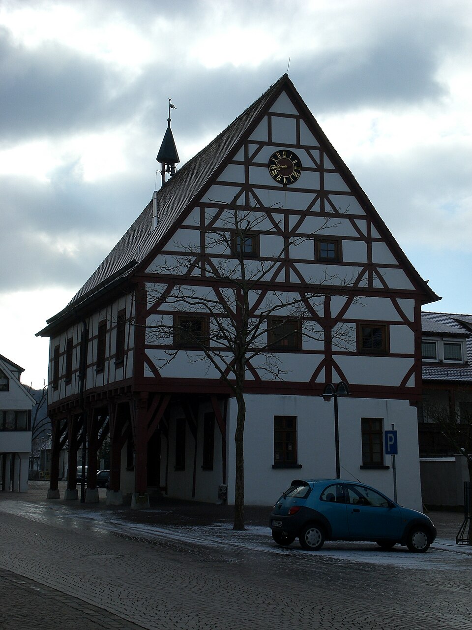 Wintergarten-Fachbetriebe in Schelklingen: Altes Rathaus – Foto: Alexander Förstner Wintergarten-Fachbetriebe in Schelklingen: Altes Rathaus