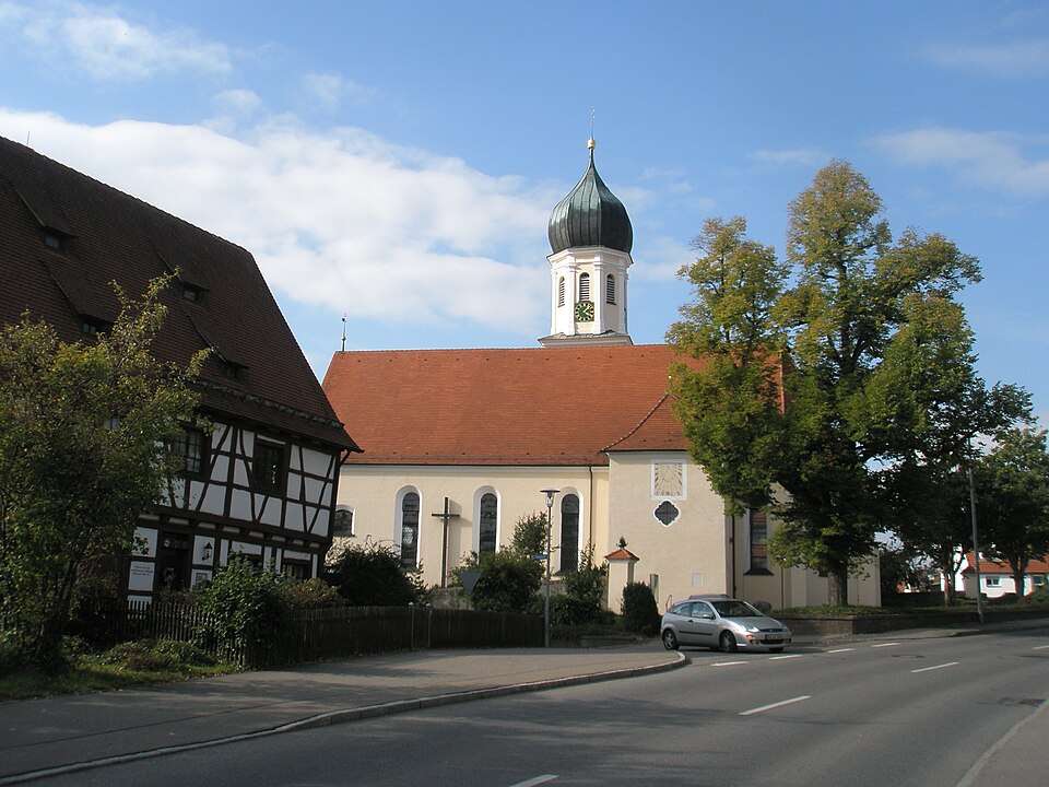 Wintergarten-Fachbetriebe in Schwendi: Kirche und Pfarrhaus – Foto: Augustin berlin Wintergarten-Fachbetriebe in Schwendi: Kirche und Pfarrhaus