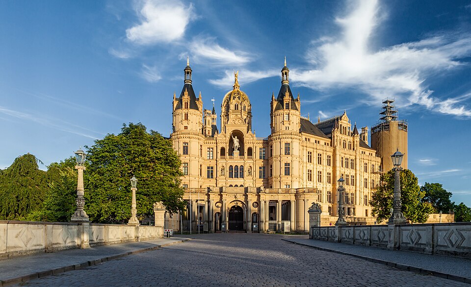 Wintergarten-Fachbetriebe in Schwerin: Schweriner Schloss