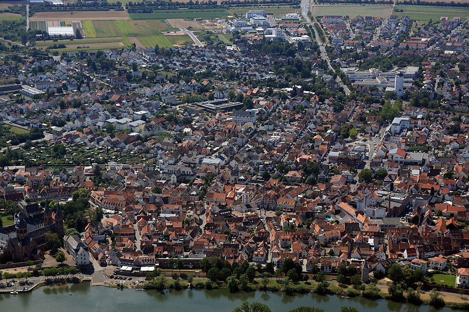 Wintergarten-Fachbetriebe in Seligenstadt: Altstadt – Foto: Martin Kania Wintergarten-Fachbetriebe in Seligenstadt: Altstadt