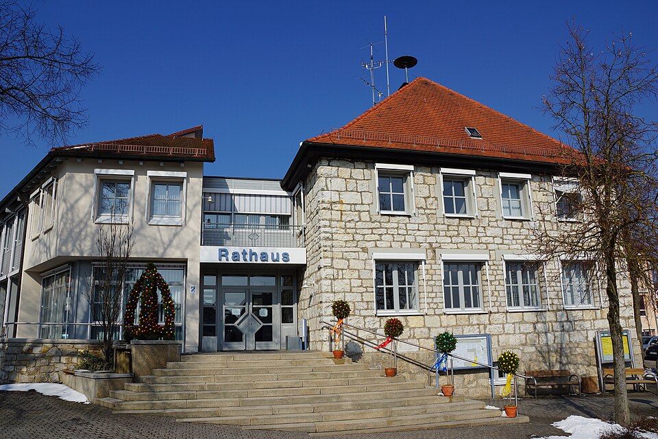 Wintergarten-Fachbetriebe in Seubersdorf: Rathaus – Foto: DALIBRI Wintergarten-Fachbetriebe in Seubersdorf: Rathaus
