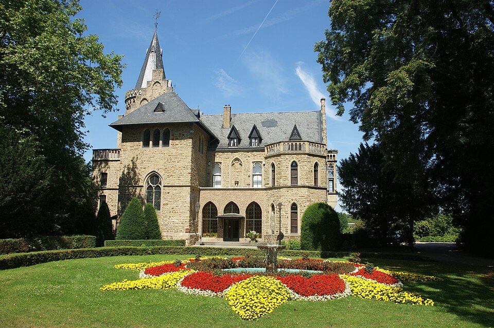 Wintergarten-Fachbetriebe in Sinzig: Schloss – Foto: Tohma Wintergarten-Fachbetriebe in Sinzig: Schloss