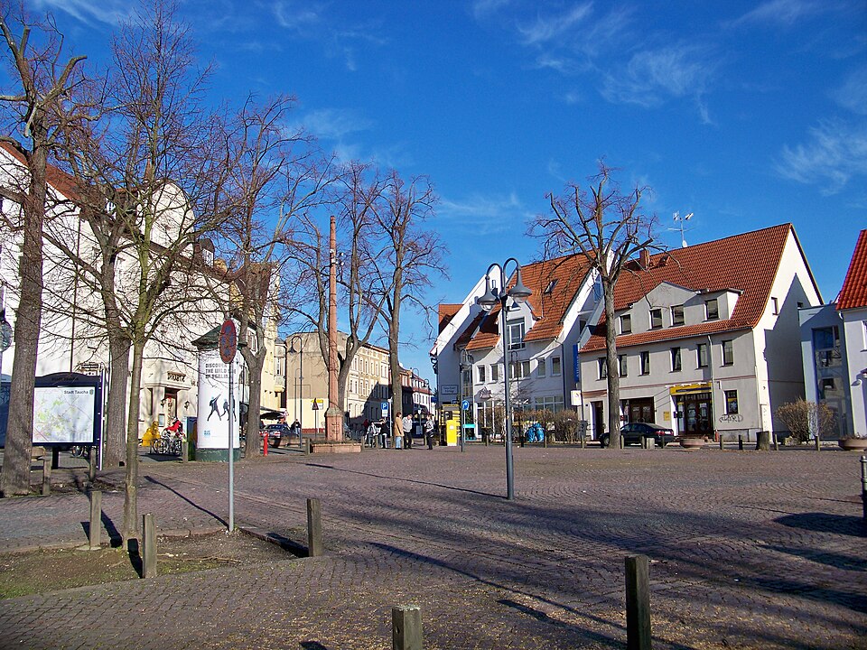 Wintergarten-Fachbetriebe in Taucha: Marktplatz – Foto: Joeb07 Wintergarten-Fachbetriebe in Taucha: Marktplatz