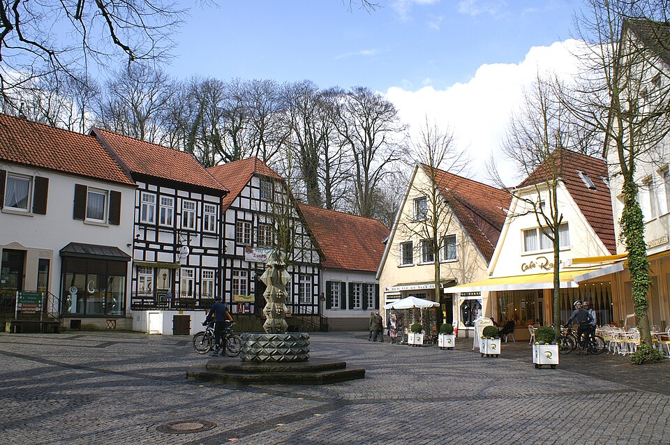 Wintergarten-Fachbetriebe in Tecklenburg: Marktplatz – Foto: Dr. Eugen Lehle Wintergarten-Fachbetriebe in Tecklenburg: Marktplatz