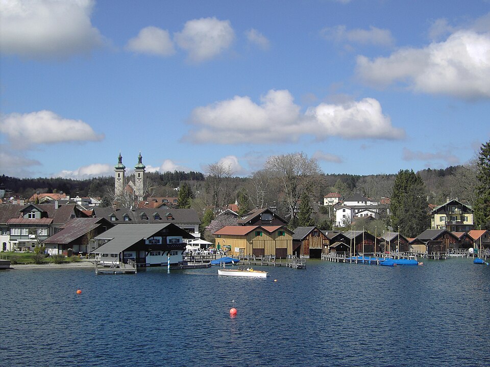 Wintergarten-Fachbetriebe in Tutzing: Stadtansicht – Foto: Wikimedia-Autor Wintergarten-Fachbetriebe in Tutzing: Stadtansicht