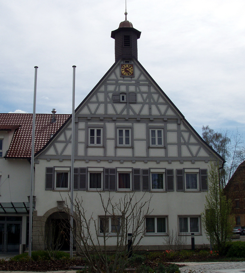 Wintergarten-Fachbetriebe in Uhingen: Rathaus – Foto: Christof Essig Wintergarten-Fachbetriebe in Uhingen: Rathaus