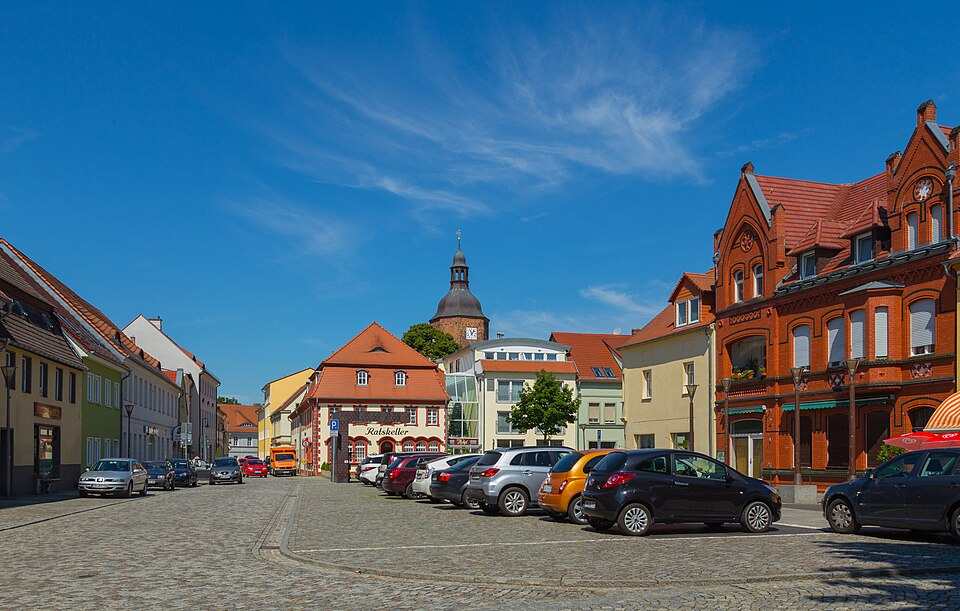 Wintergarten-Fachbetriebe in Vetschau: Markt – Foto: J.-H. Janßen Wintergarten-Fachbetriebe in Vetschau: Markt