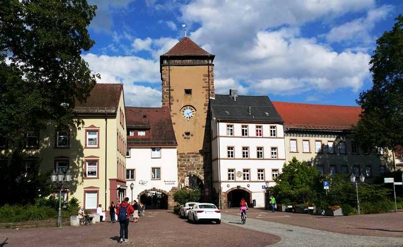 Wintergarten-Fachbetriebe in Villingen-Schwenningen: Stadtansicht – Foto: Erbrechtler1 Wintergarten-Fachbetriebe in Villingen-Schwenningen: Stadtansicht