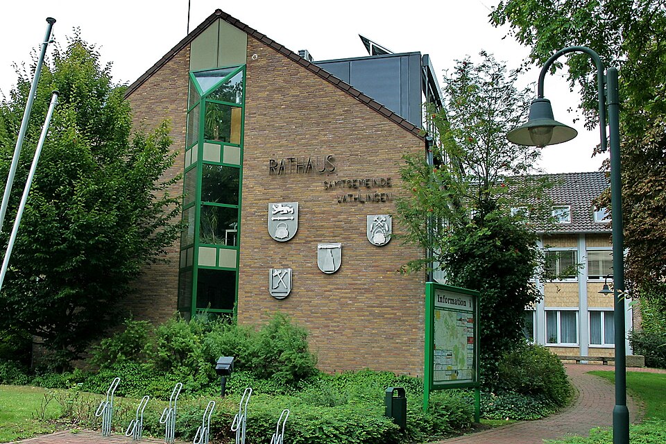 Wintergarten-Fachbetriebe in Wathlingen: Rathaus