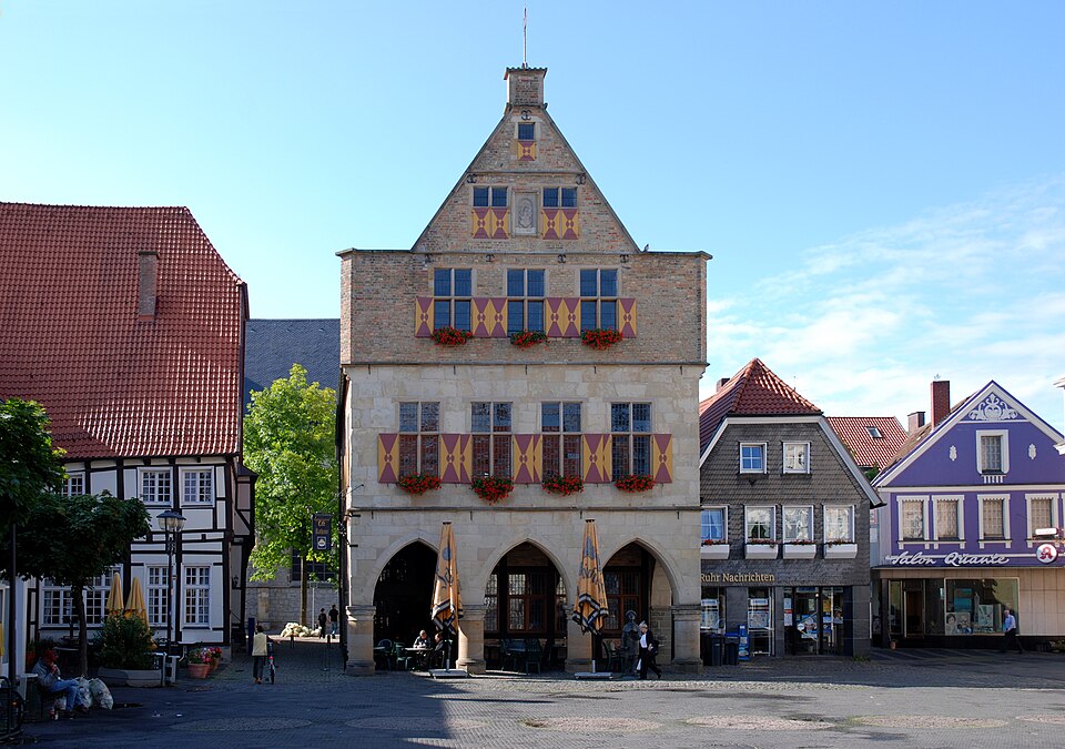 Wintergarten-Fachbetriebe in Werne: Altes-Rathaus-DSC – Foto: Mbdortmund Wintergarten-Fachbetriebe in Werne: Altes-Rathaus-DSC
