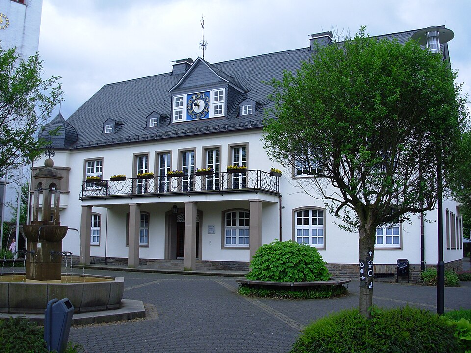 Wintergarten-Fachbetriebe in Wiehl: Rathaus – Foto: Quoth Wintergarten-Fachbetriebe in Wiehl: Rathaus