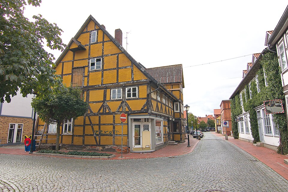 Wintergarten-Fachbetriebe in Wittingen: Baudenkmal Haus Kreyenberg von in der Altstadt – Foto: Losch Wintergarten-Fachbetriebe in Wittingen: Baudenkmal Haus Kreyenberg von in der Altstadt
