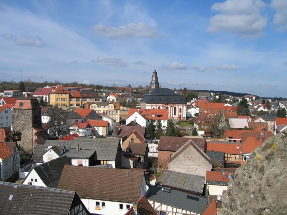Wintergarten-Fachbetriebe in Wölfersheim: Blick vom weißen Turm – Foto: Nils E Wintergarten-Fachbetriebe in Wölfersheim: Blick vom weißen Turm