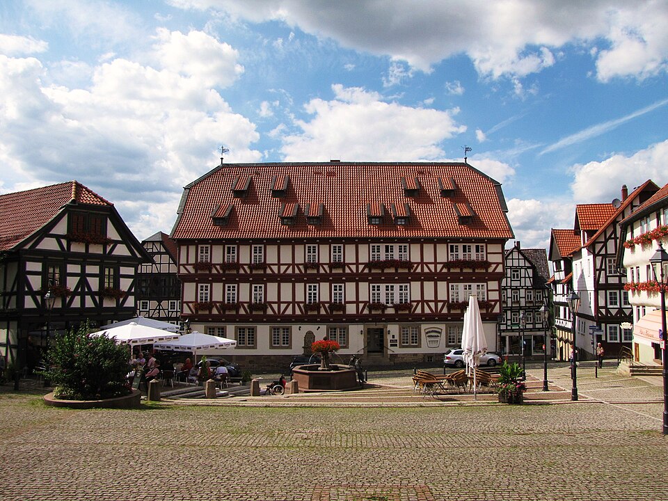 Wintergarten-Fachbetriebe in Wolfhagen: Marktplatz – Foto: Dirk Schmidt Wintergarten-Fachbetriebe in Wolfhagen: Marktplatz